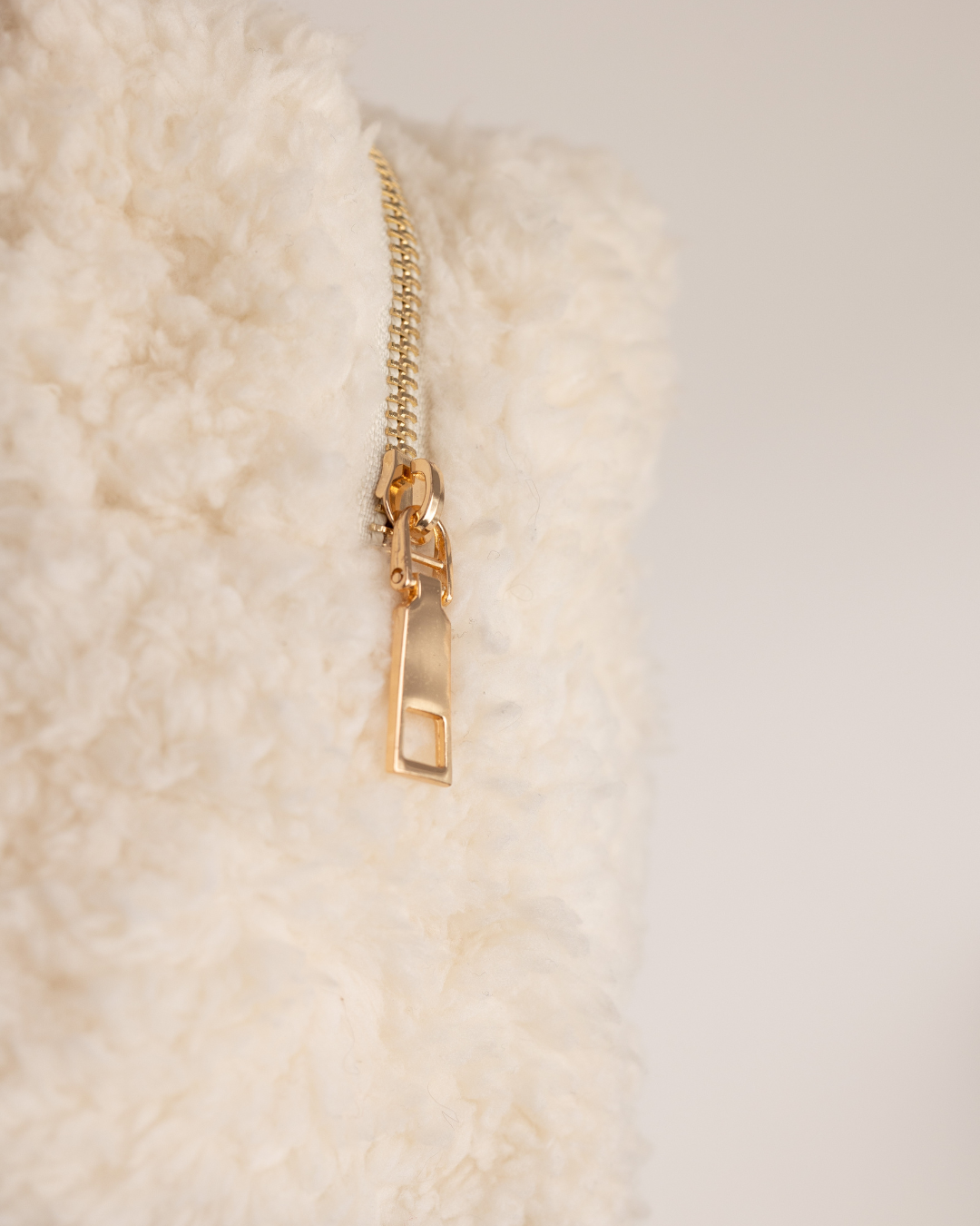 Nooan Gifting | Plush Cosmetic Bag