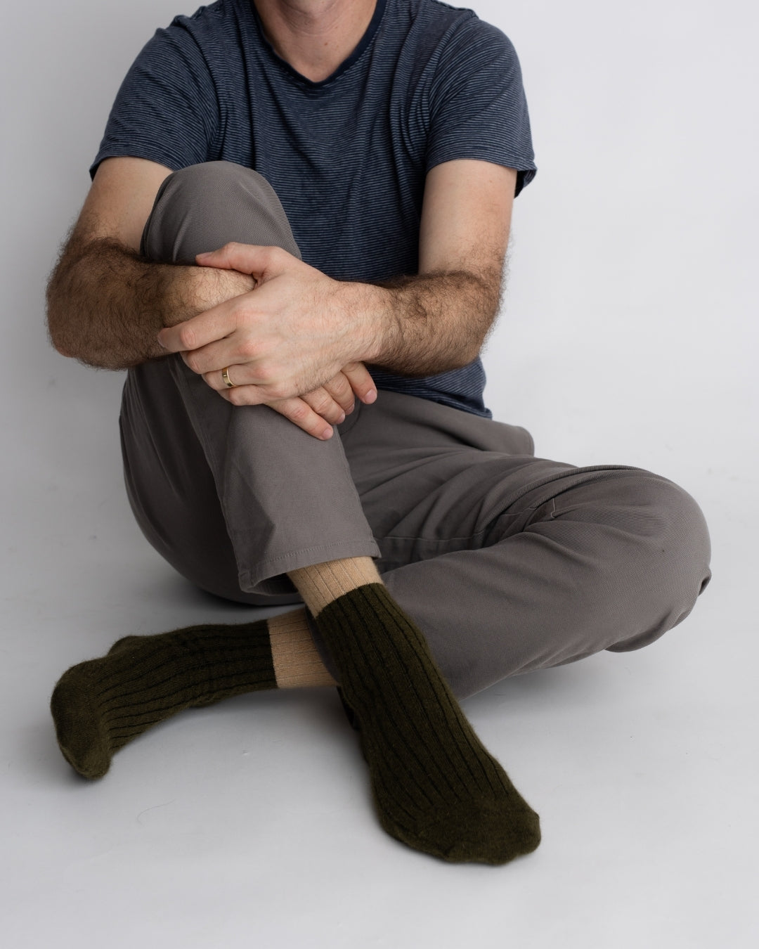 Possum Merino Wool Socks | DUNEDIN | Military Olive + Beige | Men