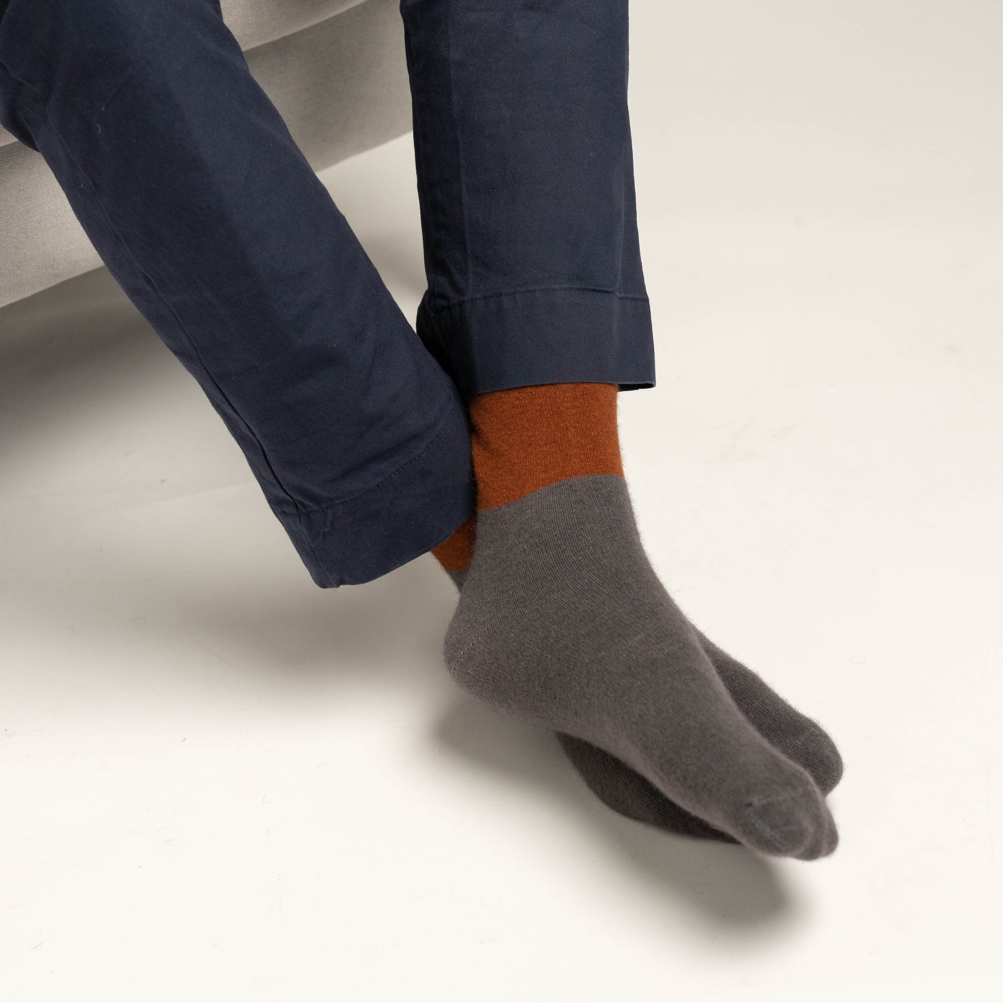 Possum Merino Wool DUNEDIN Double Color Socks, Leather Brown + Poppy Seed Men