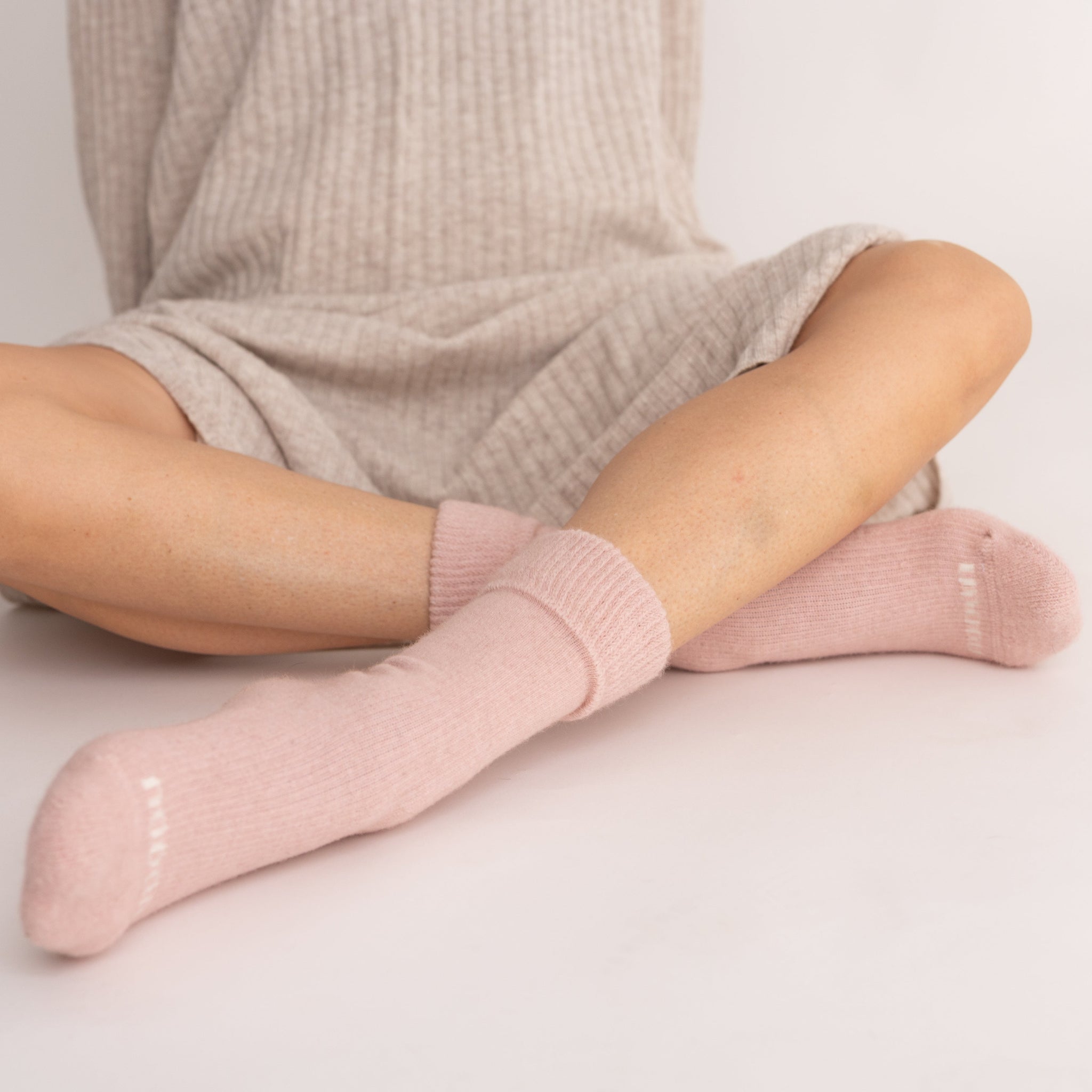 Possum Merino Wool Yan Socks, Rose Water
