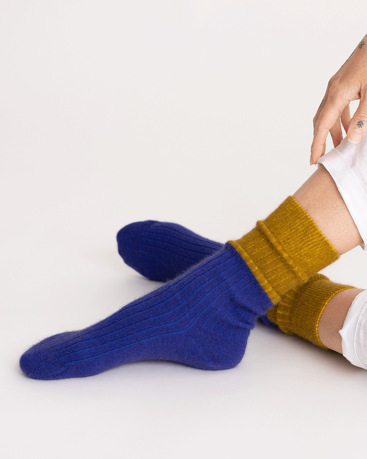 Possum Merino Wool Socks | DUNEDIN | Royal Blue + Ecru Olive